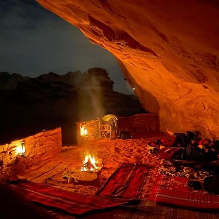 Wadi Rum Cave Camping Esterno foto