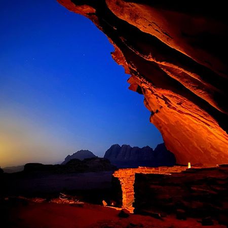 Wadi Rum Cave Camping Esterno foto