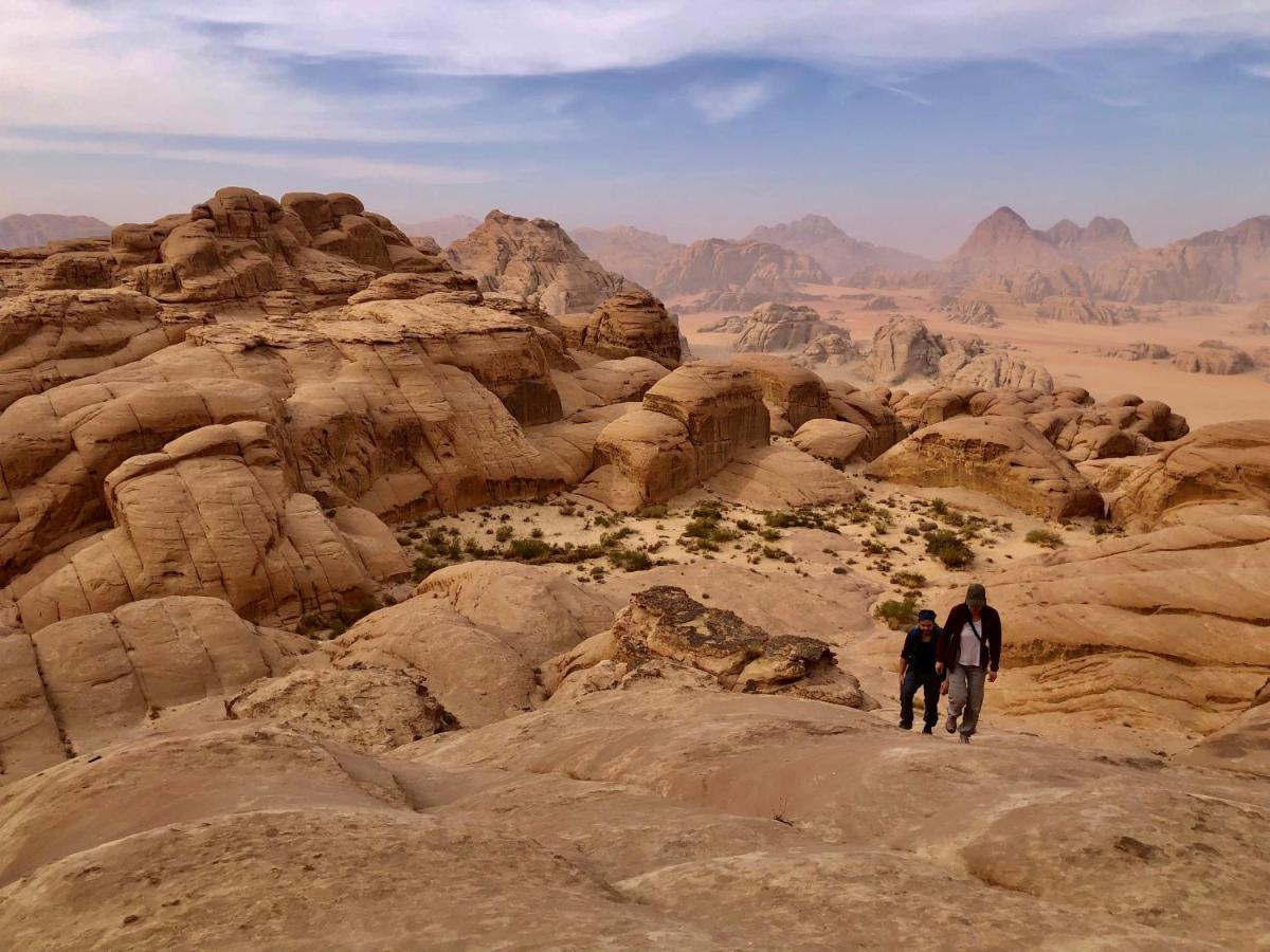 Wadi Rum Cave Camping Esterno foto