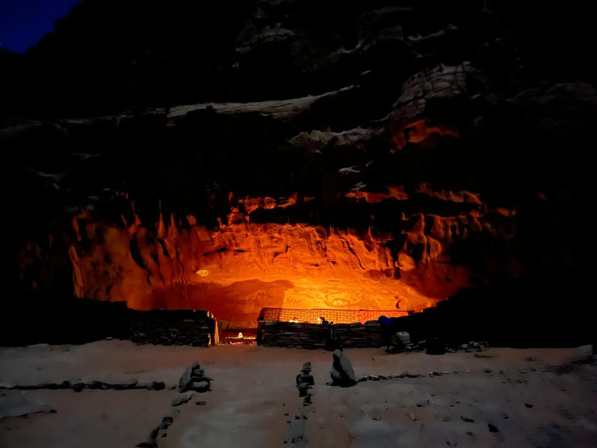 Wadi Rum Cave Camping Esterno foto