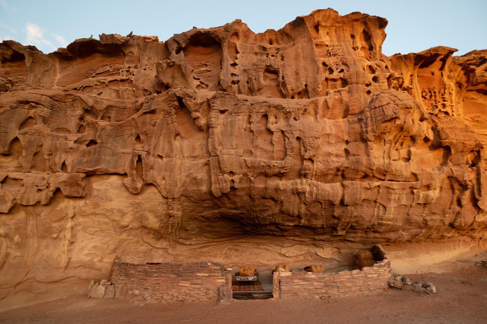 Wadi Rum Cave Camping Esterno foto