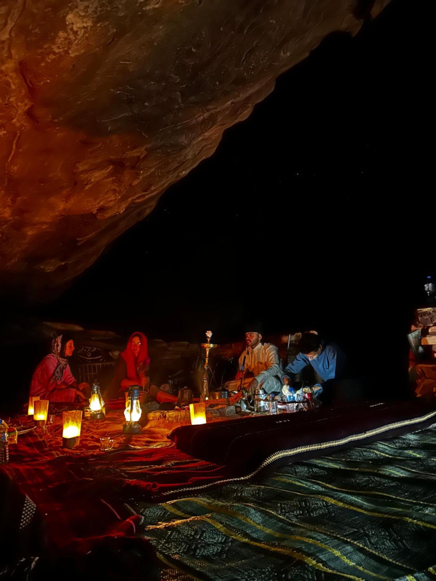 Wadi Rum Cave Camping Esterno foto