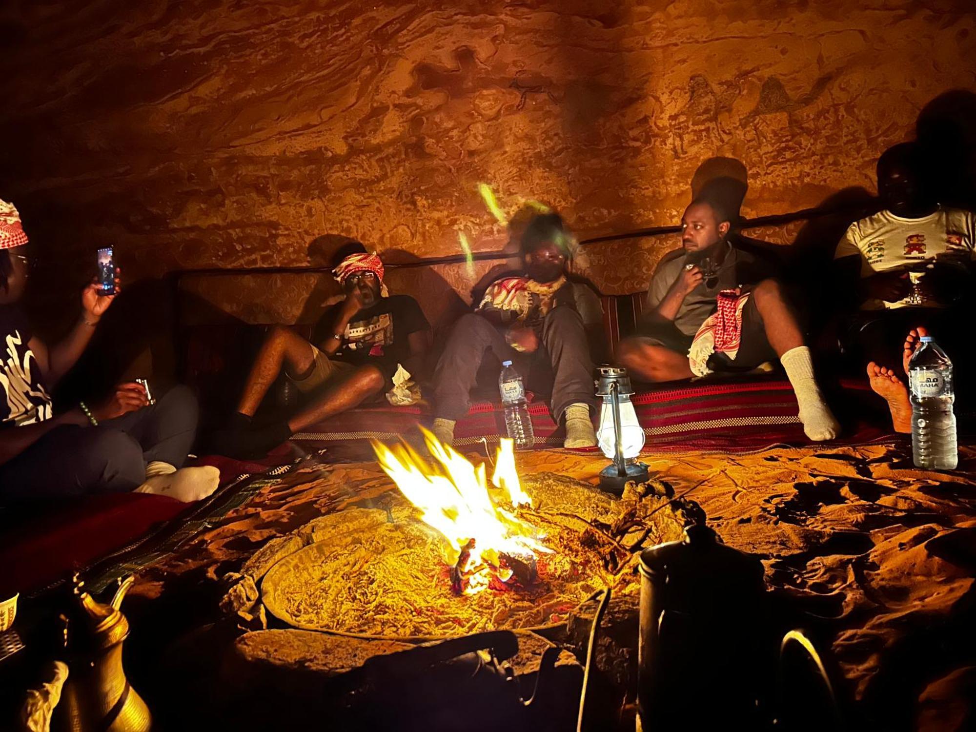 Wadi Rum Cave Camping Esterno foto