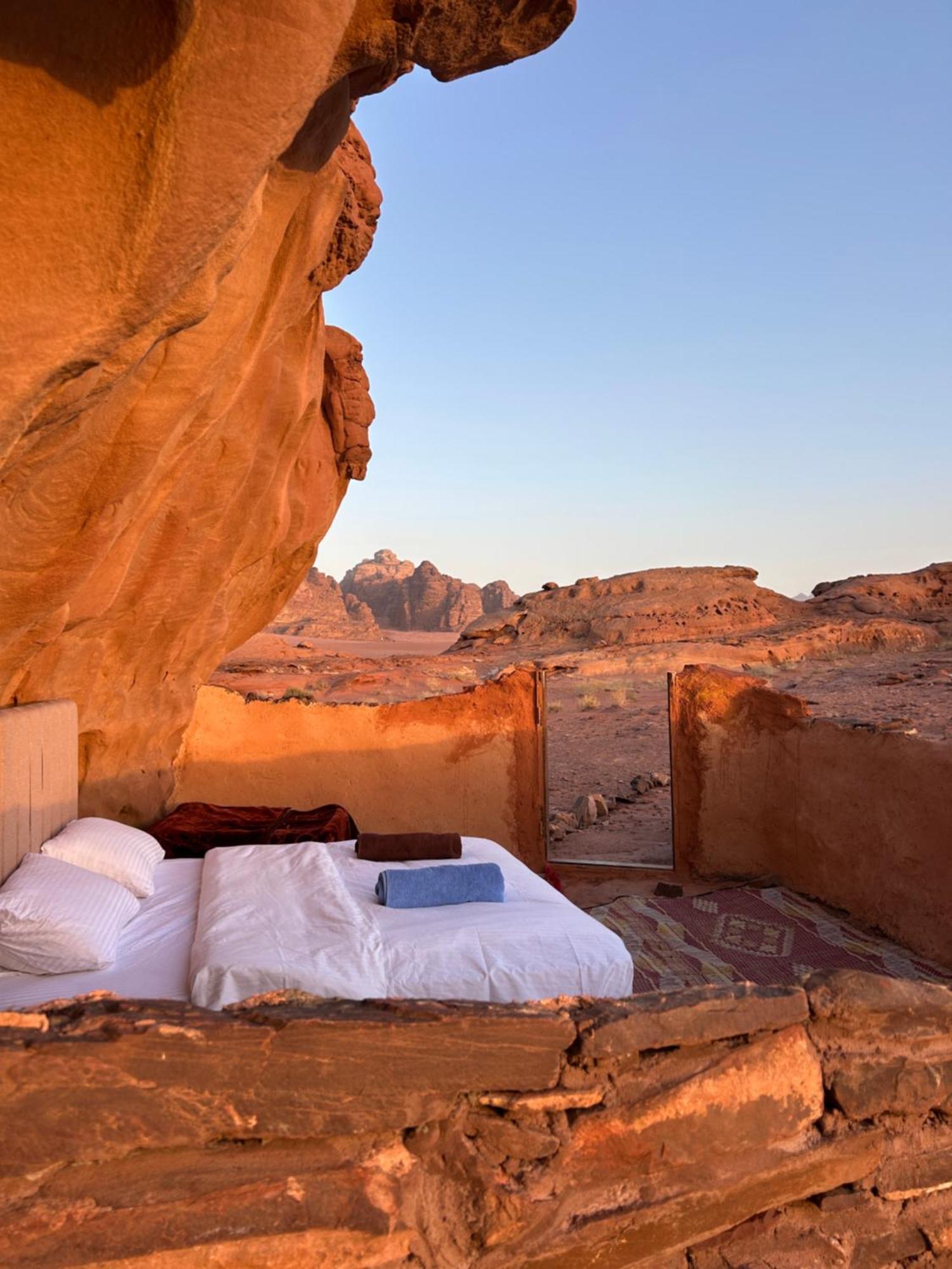 Wadi Rum Cave Camping Esterno foto